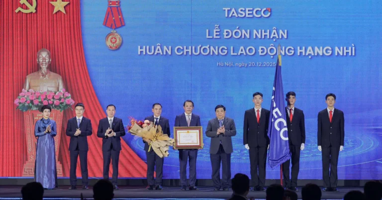 taseco-group-don-nhan-huan-chuong-lao-dong-hang-nhi (1)